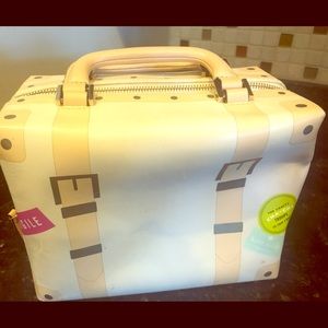 “kate Spade”  Bon Voyage bag